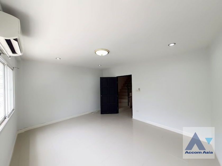 รูป 🔼🔽 AccomA 📩 Home Office 4 BR Townhouse in Phra Khanong Nuea (13002036) - รูปที่ 11/19