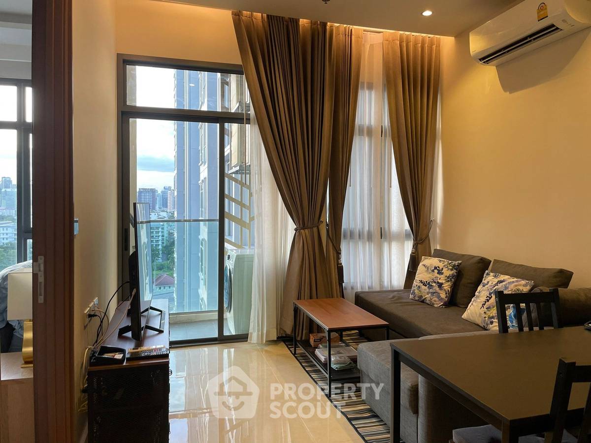 รูป คอนโด 1-ห้องนอน ที่ เมย์แฟร์ เพลส สุขุมวิท 50 ใกล้ BTS อ่อนนุช (ID 1921158) - รูปที่ 1/6
