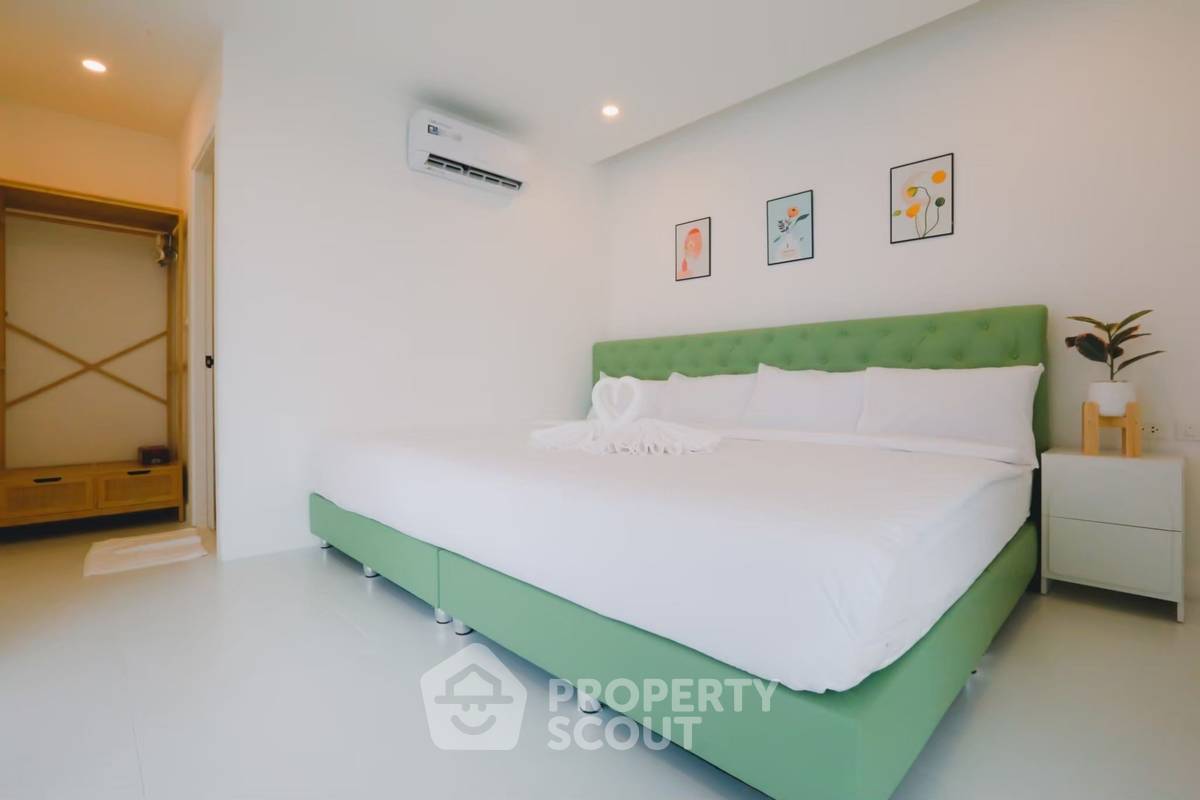รูป วิลล่า 4-ห้องนอน ใกล้ เมืองหัวหิน (ID 2198625) - รูปที่ 12/17