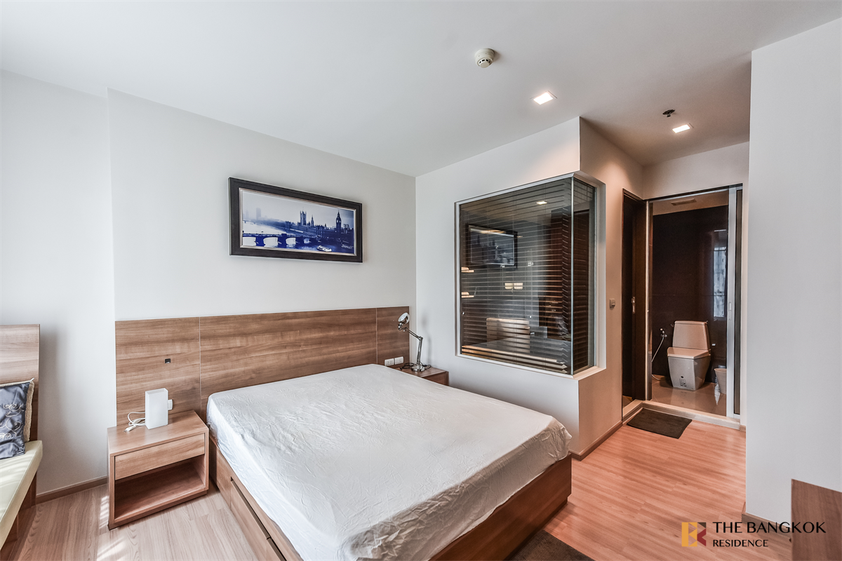 รูป ริธึ่ม สาทร คอนโด Luxury พร้อมอยู่บนทำเลที่ดีที่สุด ใกล้ BTS สถานีสะพานตากสิน - รูปที่ 1/9