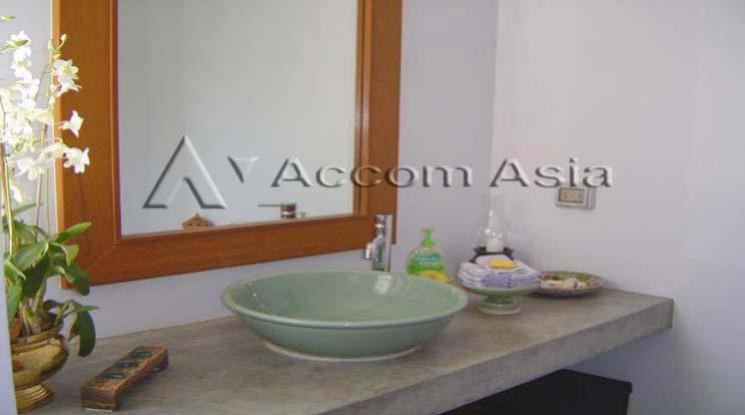 picture 🔼🔽 AccomA 📩  3 BR House in  (114128) - 7/9
