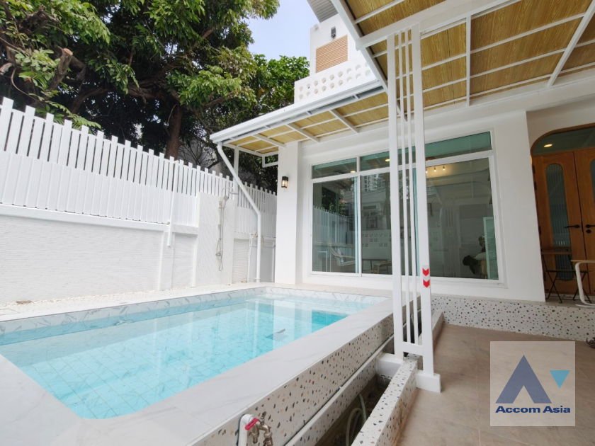 รูป 🔼🔽 AccomA 📩  3 BR House in Khlong Ton Nuea (AA42969) - รูปที่ 1/20