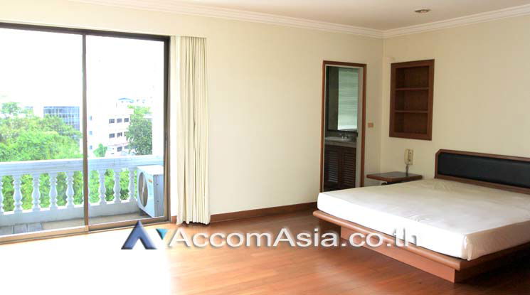 picture 🔼🔽 AccomA 📩  5 BR Townhouse in Phra Khanong Nuea (AA18996) - 9/20