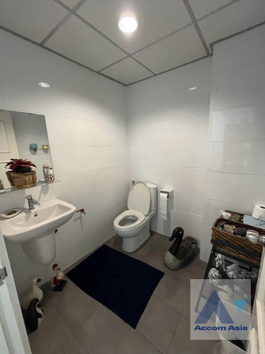 picture 🔼🔽 AccomA 📩 Home Office 4 BR Townhouse in Thung Maha Mek (AA42048) - 11/11