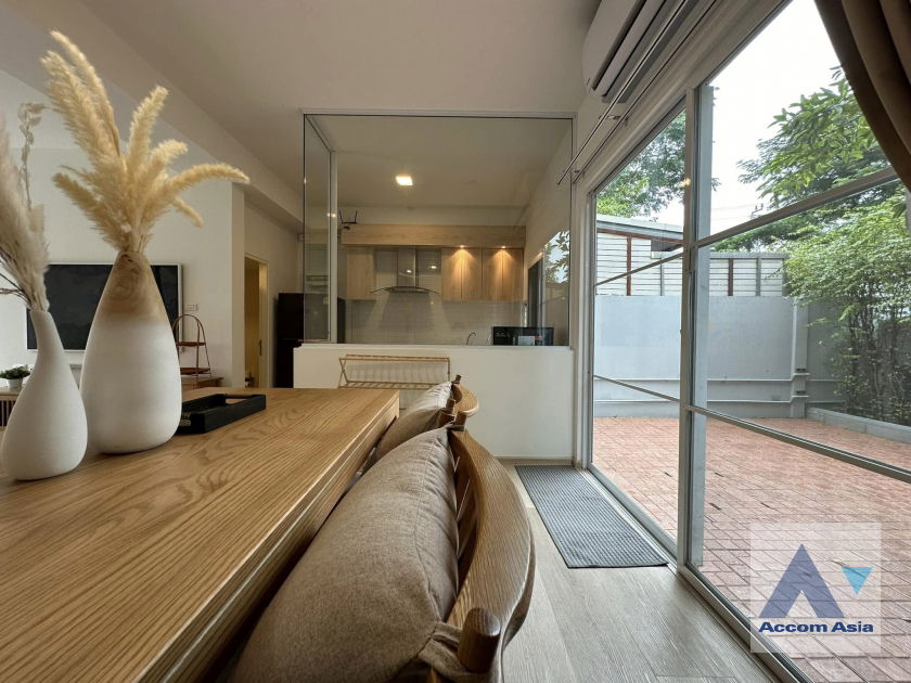 picture 🔼🔽 AccomA 📩  3 BR Townhouse @ (AA30847) - 10/18