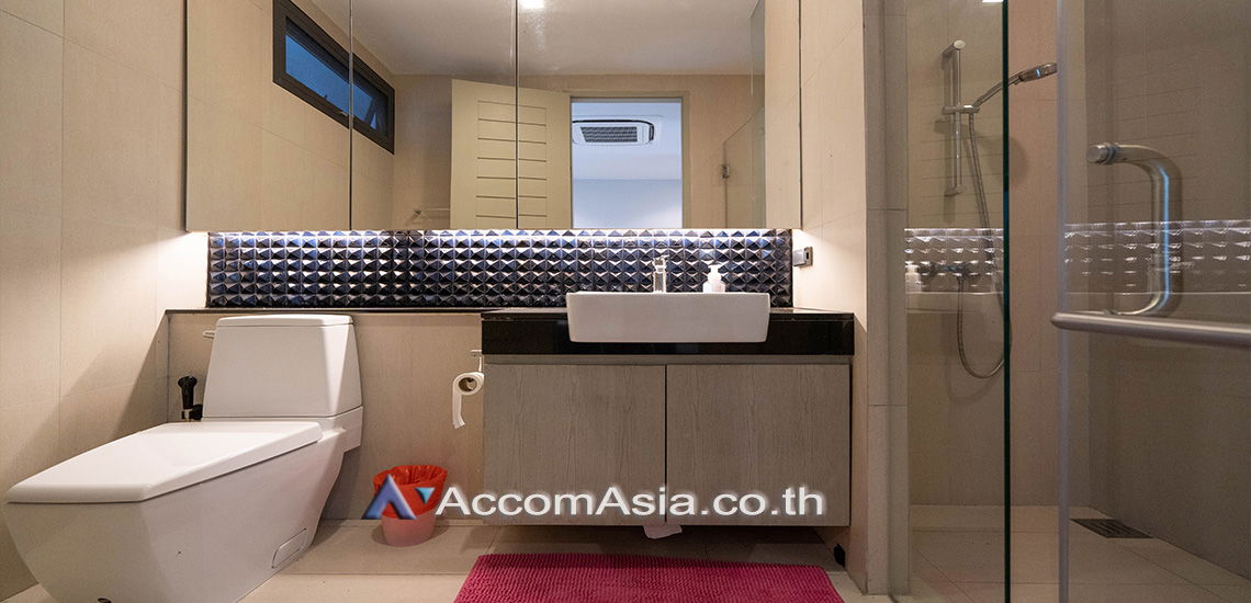 รูป 🔼🔽 AccomA 📩  3 BR Townhouse in Khlong Ton Nuea (AA25186) - รูปที่ 11/11