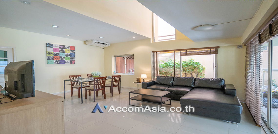 picture 🔼🔽 AccomA 📩 Pet friendly 4 BR House in Khlong Ton Nuea (2517228) - 3/19