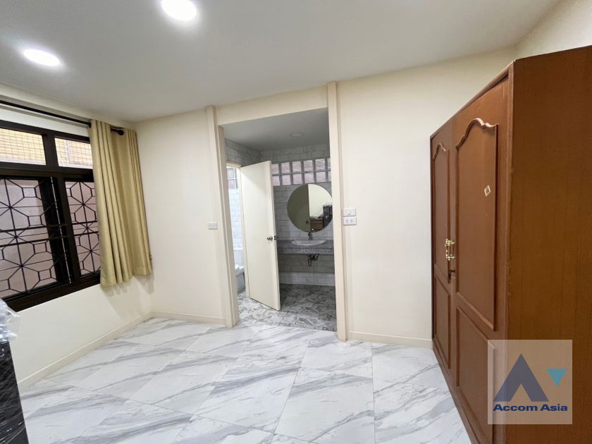 รูป 🔼🔽 AccomA 📩 Pet friendly 4 BR House in Phaya Thai (AA40561) - รูปที่ 9/20