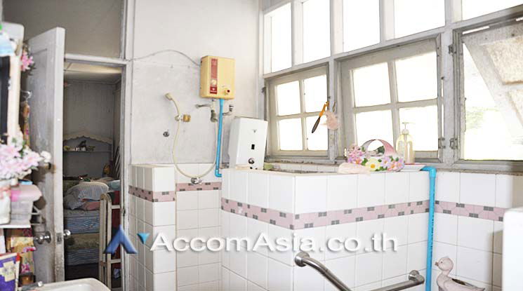 รูป 🔼🔽 AccomA 📩 Home Office 3 BR House in Khlong Ton Nuea (AA15746) - รูปที่ 9/9