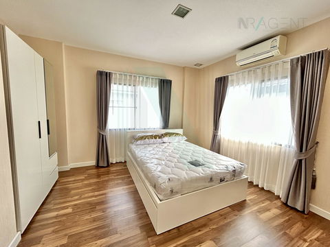 🎉 ให้เช่าบ้านเดี่ยว 2 ชั้น มัณฑนา อ่อนนุช - วงแหวน 4 4 ห้องนอน 3 ห้องน้ำ