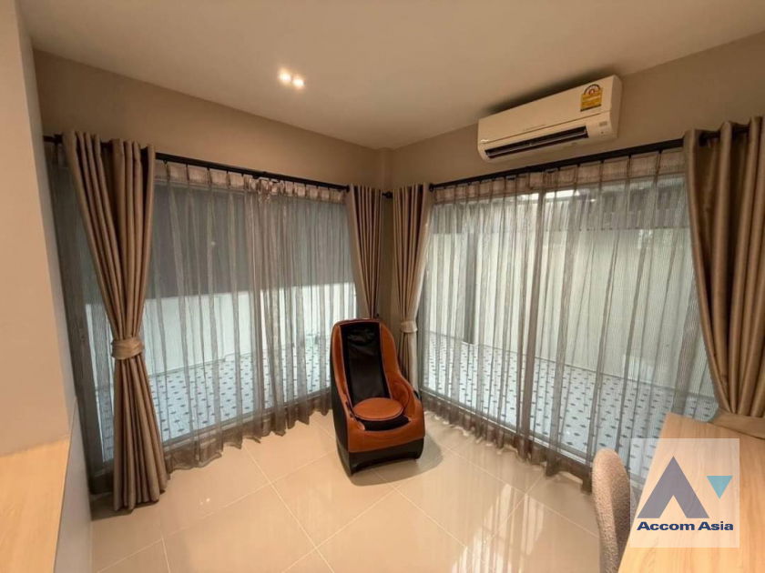 picture 🔼🔽 AccomA 📩 Newly renovated 3 BR House @Life Bangkok Boulevard Wongwaen-Onnut 2 (AA43243) - 12/20
