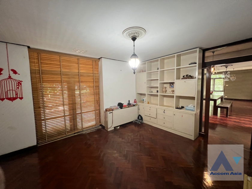 picture 🔼🔽 AccomA 📩 Pet friendly 4 BR House in Khlong Ton Nuea (AA38011) - 4/18