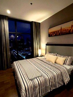 Condos for rent : LTHC12817- Condo for rent at The Diplomat Sathorn Size 52 sqm. 1 bed 1 bath Near BTS Surasak Station ONLY 45K/Month