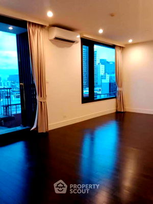 คอนโด เขตคลองเตย : คอนโด 3-ห้องนอน ที่ ออกัสตัน สุขุมวิท22 ใกล้ MRT ศูนย์การประชุมแห่งชาติสิริกิติ์ (ID 654352)