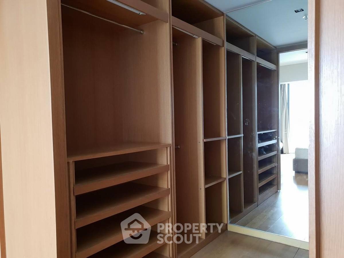 picture 2-BR Condo at The Met Sathorn near BTS Chong Nonsi (ID 452763) - 11/13
