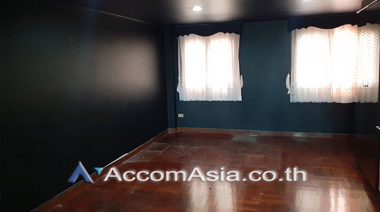 picture 🔼🔽 AccomA 📩 Home Office 3 BR Townhouse in Chong Nonsi (AA15413) - 5/8