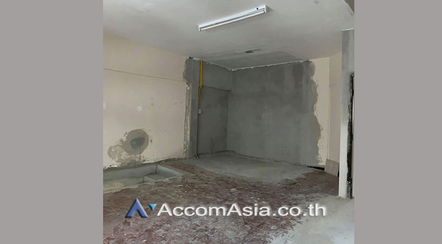 picture 🔼🔽 AccomA 📩 Home Office 2 BR Townhouse in Khlong Toei Nuea (AA26696) - 4/5