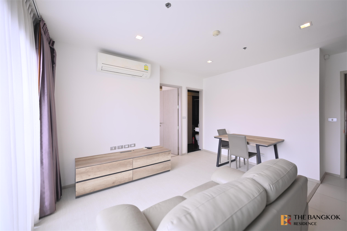 picture Luxury Condo Ready to Move-in at the Best Location RHYTHM Sukhumvit 36-38 near BTS Thong Lo - 4/10