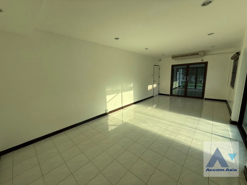 รูป 🔼🔽 AccomA 📩 Pet friendly,Home Office 3 BR House in Bang Chak (AA16761) - รูปที่ 20/20