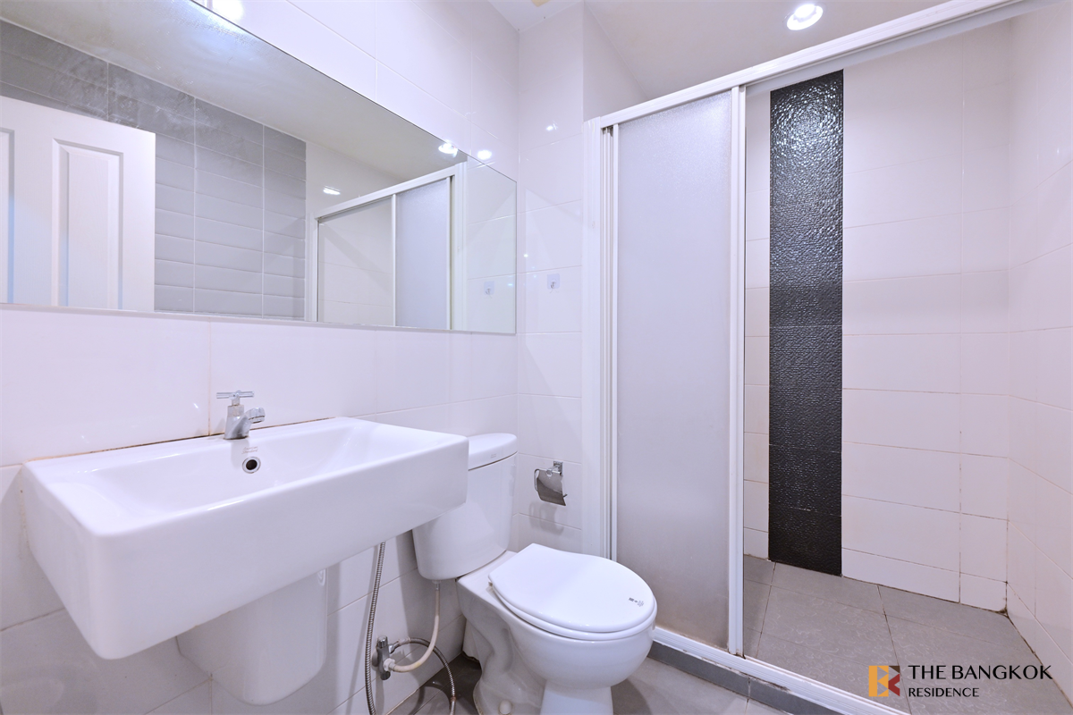 picture Aspire Rama 9 near MRT Rama 9 Station Luxuriously Elevated Unit - 10/10