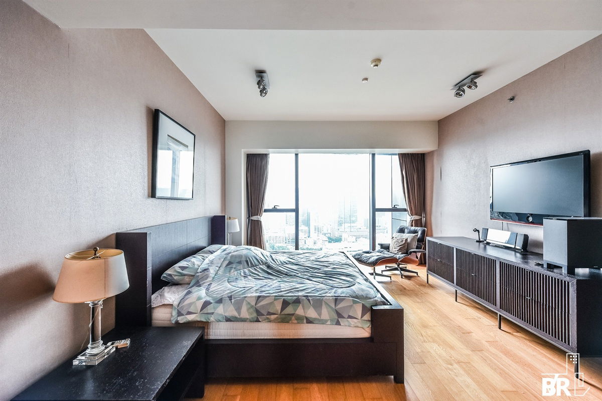 picture The Met Near BTS CHONG NONSI - Luxury Condo - 10/27