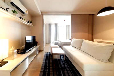 Condos for rent Sukumvit 49 : [ RENT ]⚡🌈E64701 Liv@49 (Sukhumvit 49) ⚡🌈 LINE: @theagentpro (please include the @)