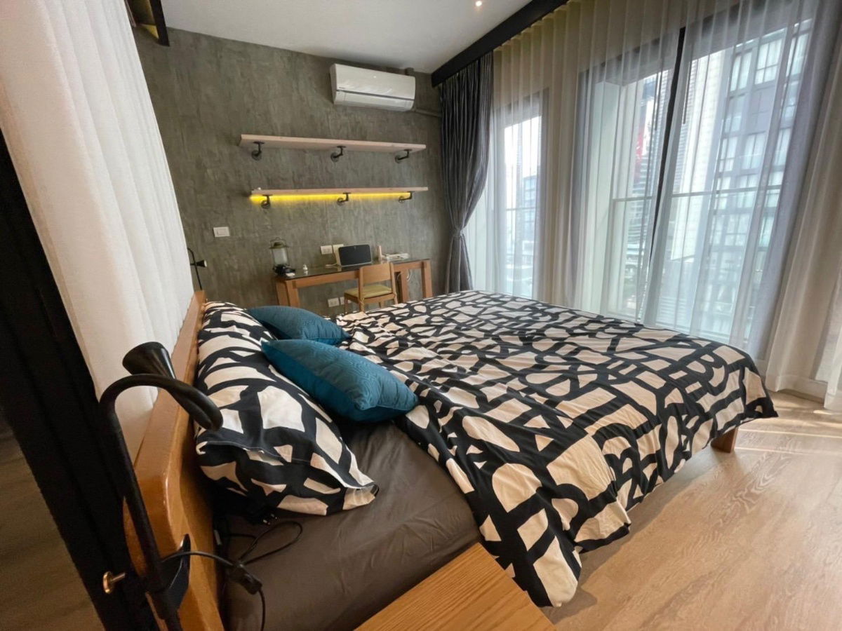 รูป ♦ Prime Location ♦ ตึก A ชั้น 10+ | 1 ห้องนอน 50.00 ตร.ม. | คอนโดมี Skywalk เชื่อมเข้า BTS เพลินจิต, Central Embassy - รูปที่ 6/8