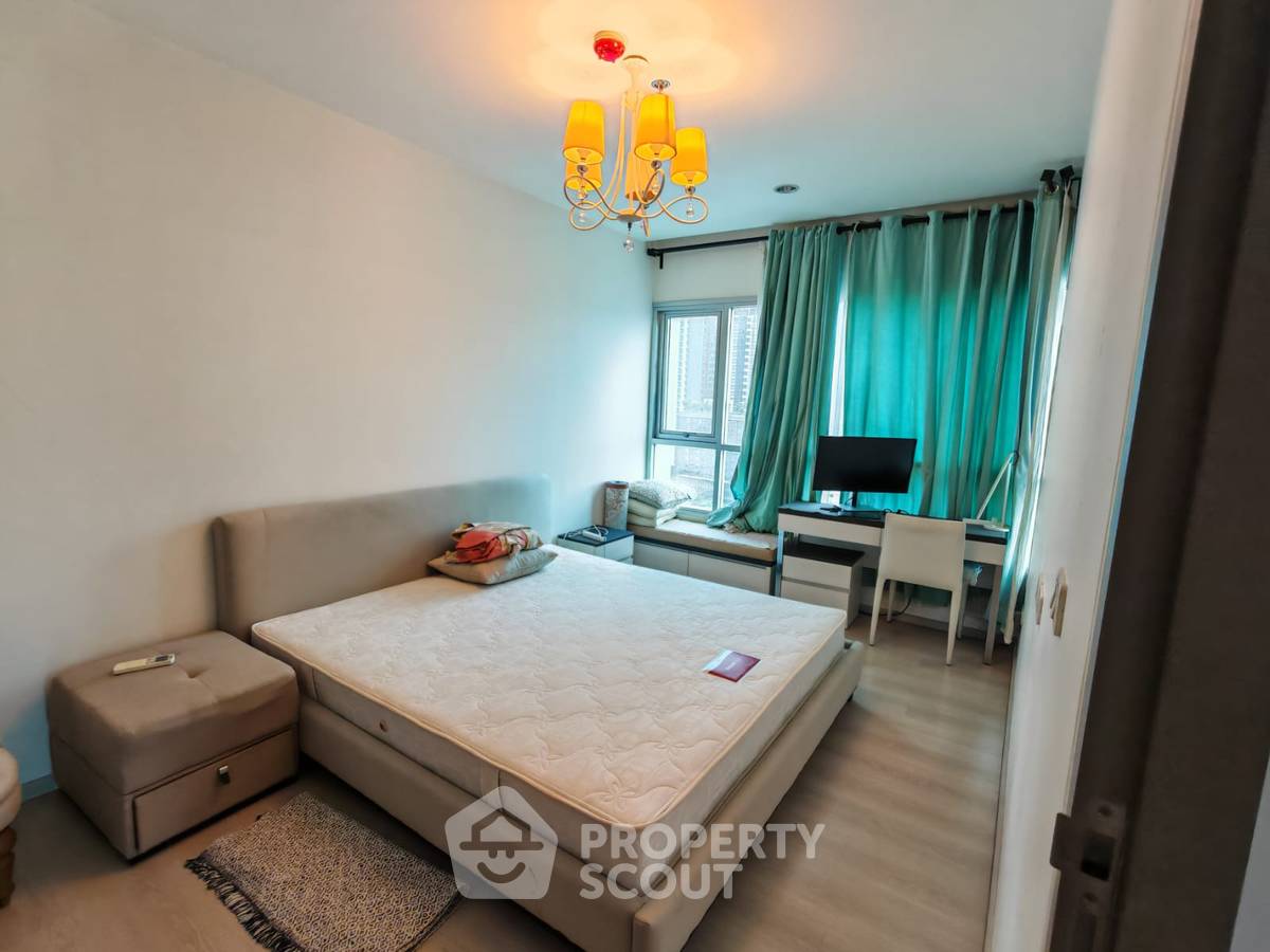 picture 2-BR Condo at Life Ratchadapisek near MRT Huai Khwang (ID 2165629) - 1/7