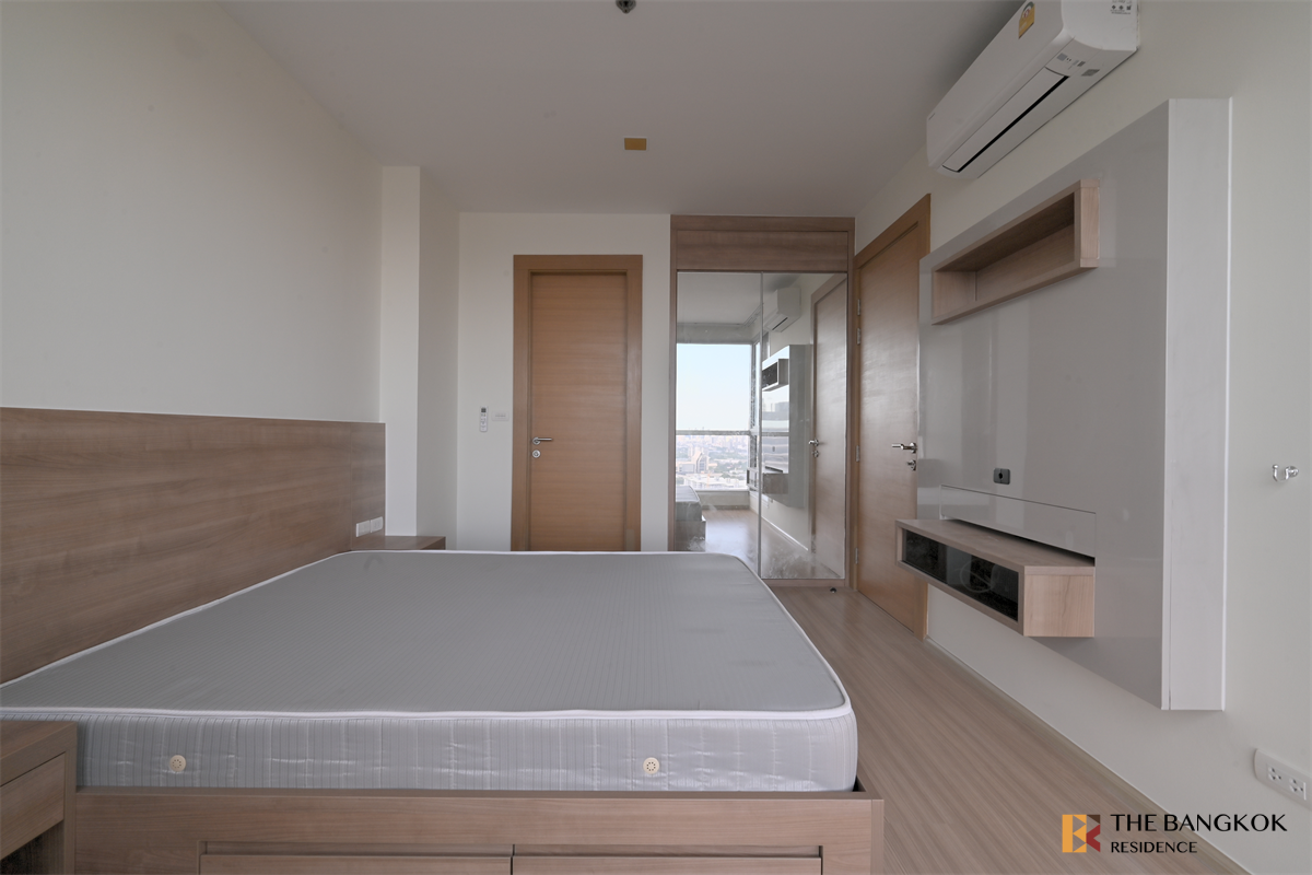 picture RHYTHM Ratchada-Huaikhwang near MRT Huai Khwang Station Luxury Unit, Ready for You Without the Wait - 3/10
