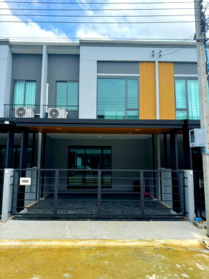 เช่าทาวน์โฮม วิทยาลัยนานาชาติราฟเฟิลส์ : ให้เช่า ทาวน์โฮม Pleno Sukhumvit - Bangna 2 (พลีโน่ สุขุมวิท - บางนา 2) [CC-01]