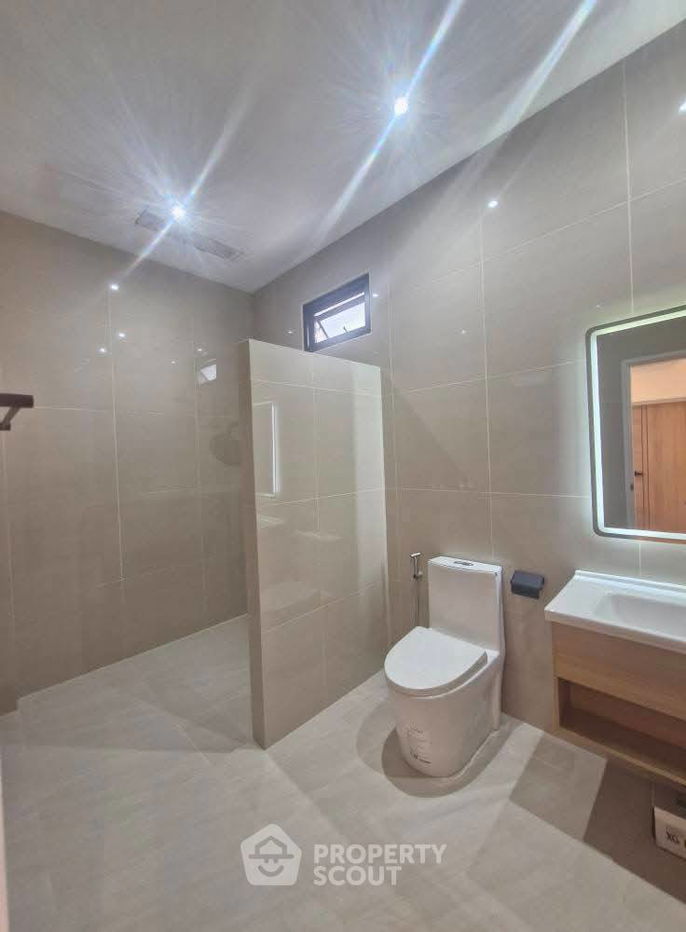 picture 5-BR Villa close to Huai Yai (ID 2139051) - 10/18