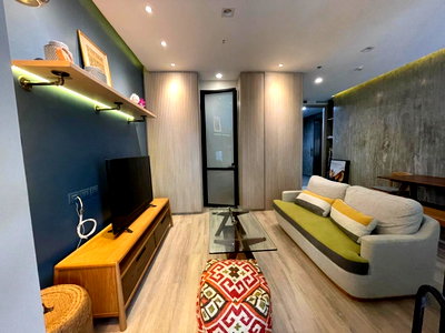 คอนโดให้เช่า : ♦ Prime Location ♦ ตึก A ชั้น 10+ | 1 ห้องนอน 50.00 ตร.ม. | คอนโดมี Skywalk เชื่อมเข้า BTS เพลินจิต, Central Embassy