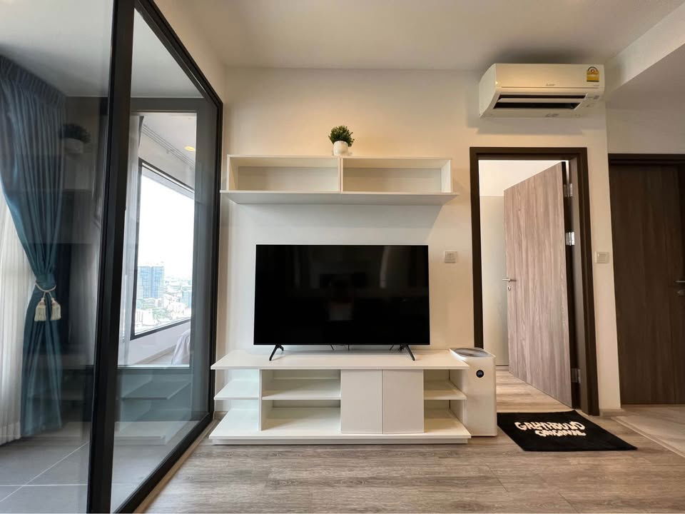 รูป +++เช่าด่วน **Ideo Mobi Asoke** 1 ห้องนอน 1 ห้องน้ำ ขนาด 35 ตรม. แต่งครบพร้อมอยู่+++ - รูปที่ 2/14