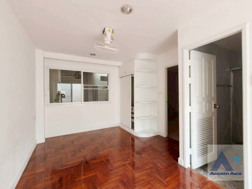 picture 🔼🔽 AccomA 📩  5 BR Townhouse @A Homely Place Residence (AA44091) - 11/20