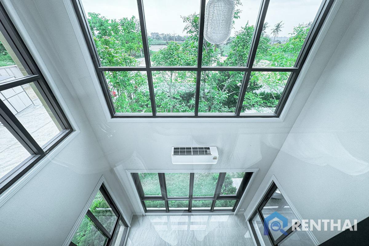 picture The Palm Grandio  Luxury Home in Pattaya - 3/25