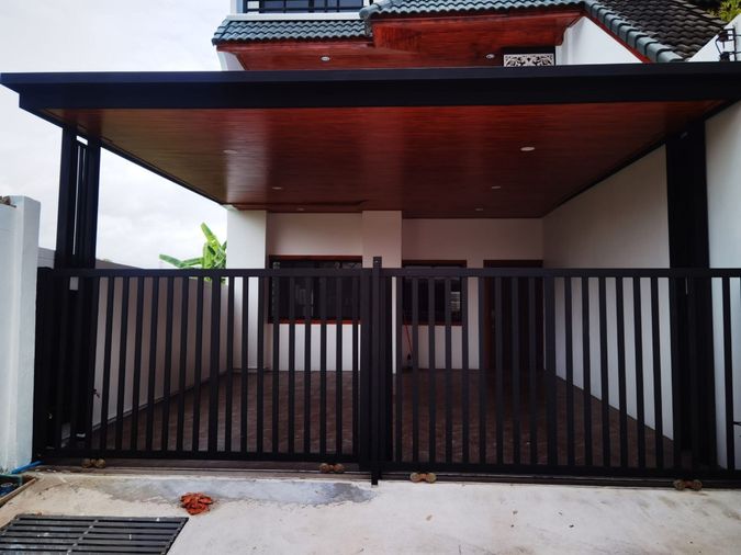 4-bed townhouse for sale, 300 sqm, 31.5 sq wah, Waratorn Ville