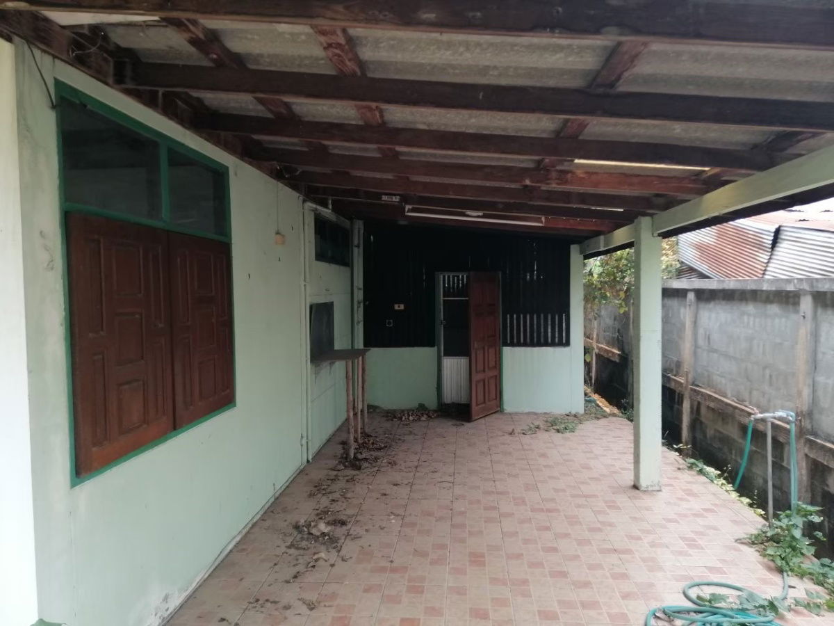 รูป ขายบ้านเดี่ยว 2 ชั้น ครึ่งตึกครึ่งไม้ เนื้อที่ 155 ตร.ว. (เจ้าของขายเอง) - รูปที่ 3/8
