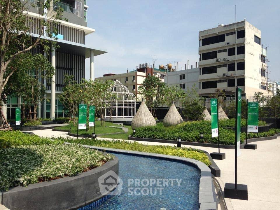 picture 2-BR Condo at Life Ratchadapisek near MRT Huai Khwang (ID 1647457) - 5/15