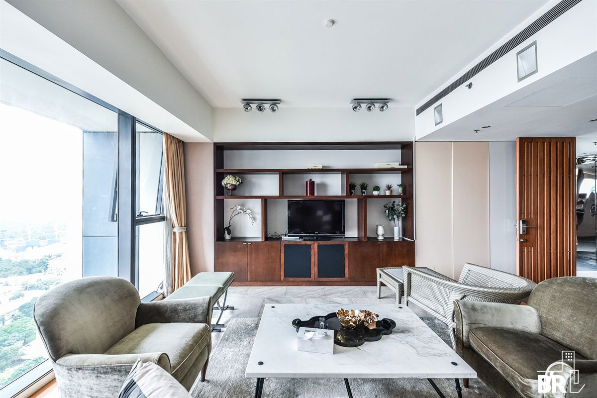 picture The Met Near BTS CHONG NONSI - Luxury Condo - 25/27
