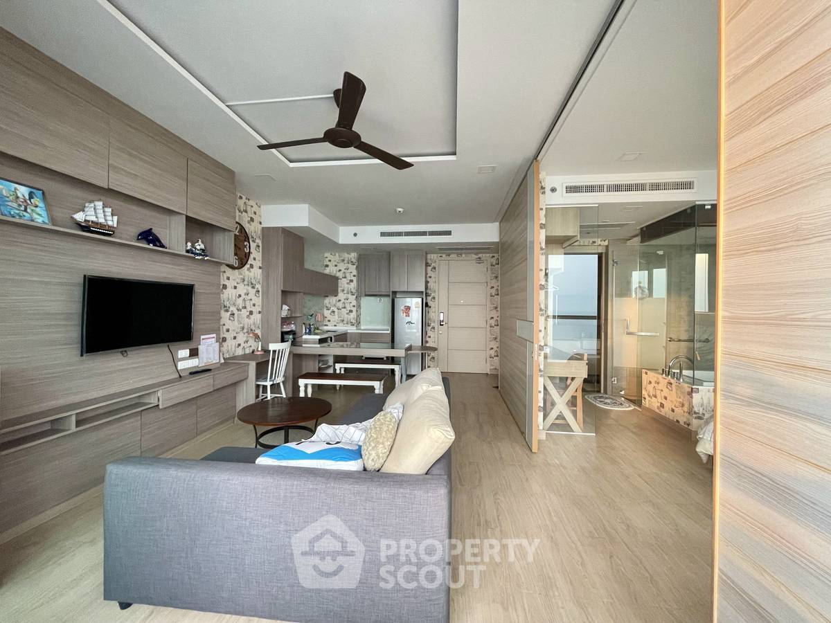 picture 1-BR Condo at Cetus Beachfront close to Jomtien Beach (ID 1719773) - 1/5