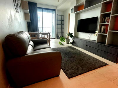 คอนโดให้เช่า : ✨ สัมผัสที่สุดของชีวิตเมือง! ให้เช่า The Lofts Silom ห้อง 1 นอนไซส์ใหญ่ ใจกลาง CBD ✨