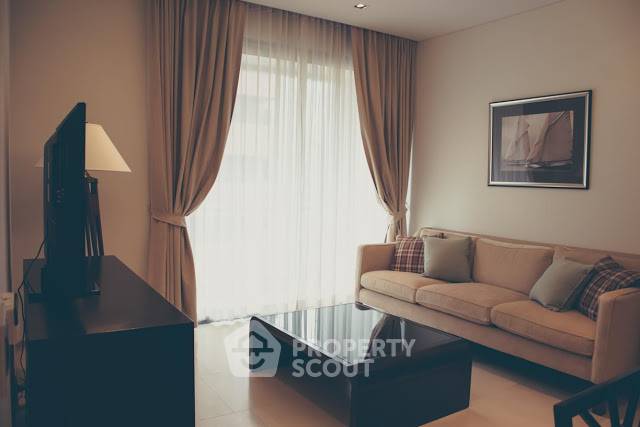 รูป คอนโด 1-ห้องนอน ที่ ศาลาแดง เรสซิเด้นซ์ คอนโดมิเนียม ใกล้ MRT สีลม (ID 567071) - รูปที่ 3/13