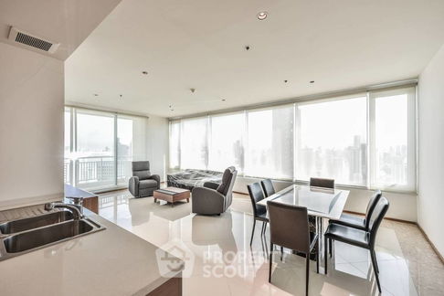 3-BR Condo at The Empire Place near BTS Saint Louis (ID 1931901)