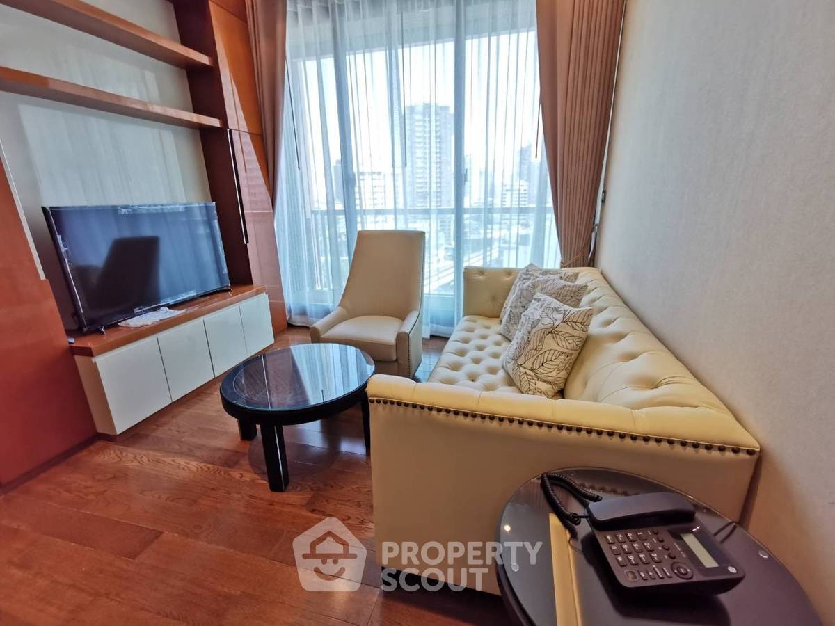 picture 1-BR Condo at The Address Sukhumvit 28 near BTS Phrom Phong (ID 1386960) - 3/12