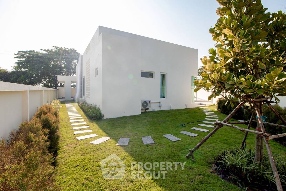 picture 3-BR Villa in Thap Tai (ID 1546621) - 10/16