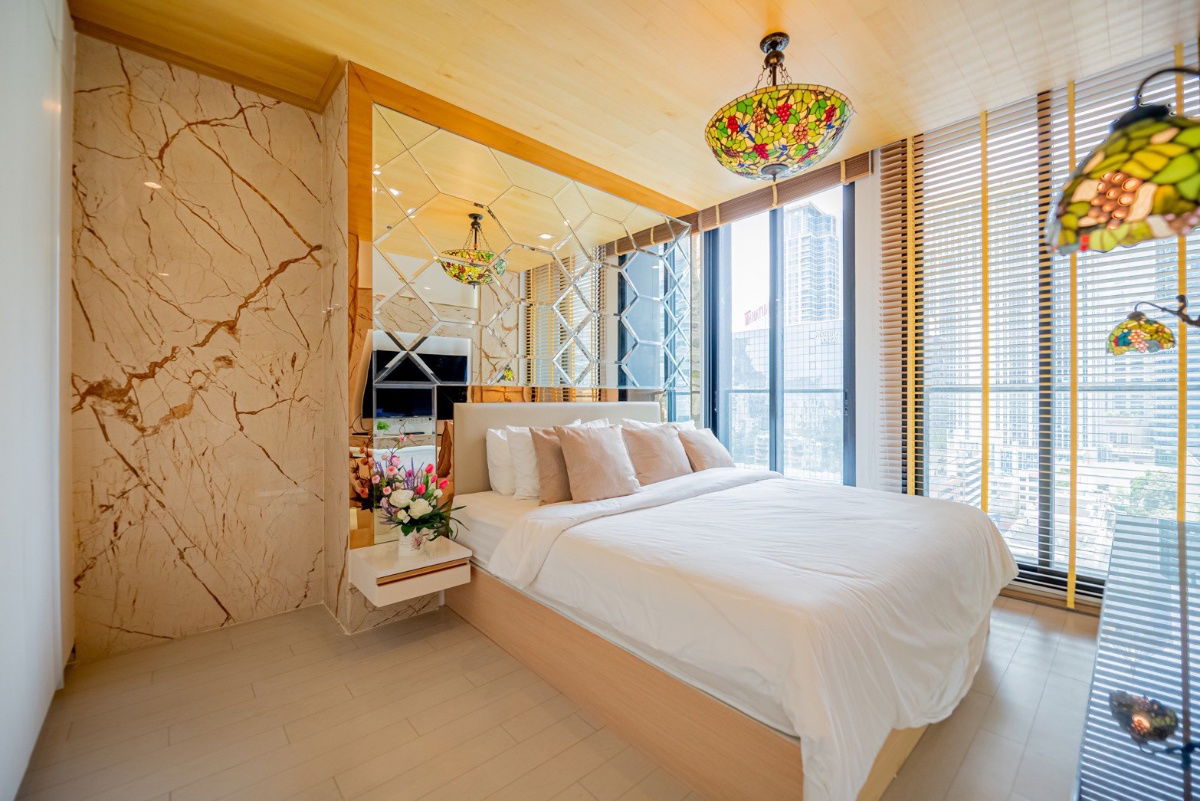 รูป ♢ Good Deal ♢ ตึก C ชั้น 10+  | 1 ห้องนอน 60.00 ตร.ม. | คอนโดมี Skywalk เชื่อมเข้า BTS เพลินจิต, Central Embassy - รูปที่ 10/15
