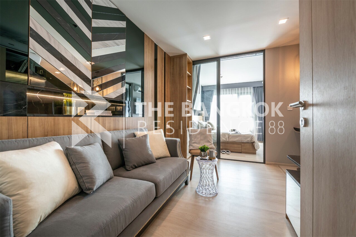 picture Luxury Unit, Ready for You Without the Wait Life One Wireless - 6/10