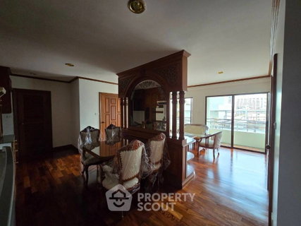 รูปภาพ คอนโด 2-ห้องนอน ที่ สราญใจ แมนชั่น คอนโดมิเนียม ใกล้ BTS นานา (ID 1727087)