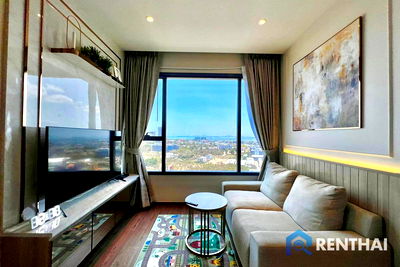 Condos for sale North Pattaya Road : Best price for at Once Pattaya Brand New Sea View Condo!