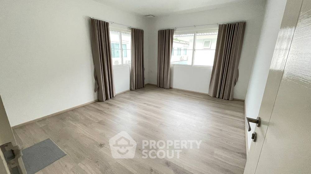 picture 3-BR House in Bang Kaeo (ID 1545838) - 5/17